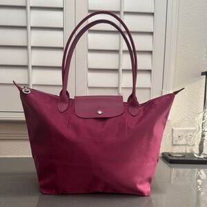 Longchamp Le Pliage NEO in pink. Discontinued model
